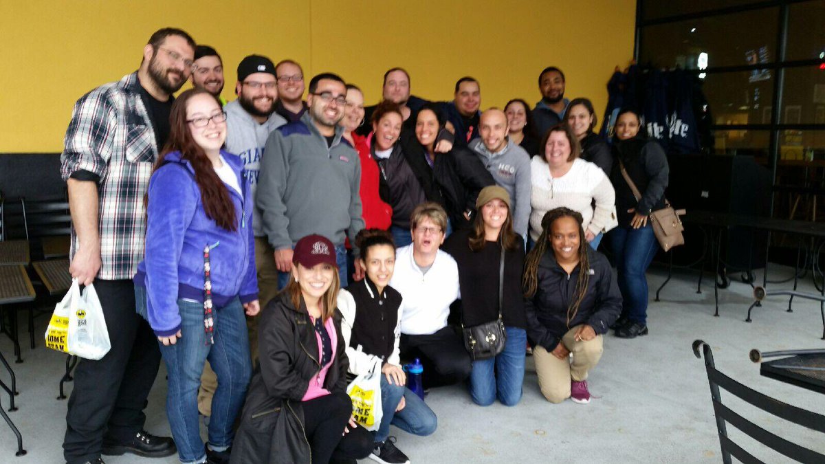 JessMacDaniel's tweet photo. TWest Team Build 🎯 It rained but we made the best of it! @sarahnold @Ecorreia80Erica #happyteam https://t.co/27aDxpRxrp