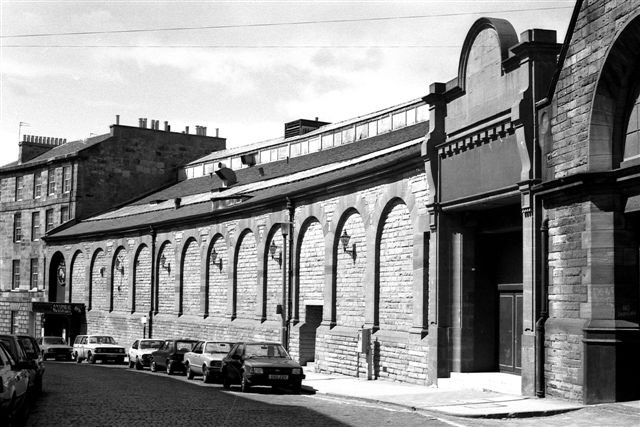 MiCoLetsEdin's tweet photo. Tiffanys in St Stephens Street, Stockbridge #stockbridge #stockbridgeedinburgh #edinburgh #myedinburgh #tbt https://t.co/Wy4ZLF3RQg