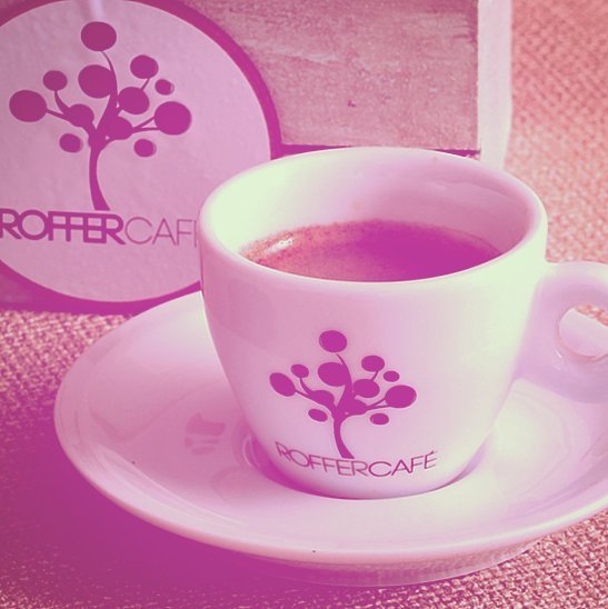 Roffer_Cafe's tweet photo. Ele está chegando para esquentar os seus dias de #frio.
☕
#cafezinho #cafe #coffee #roffer… https://t.co/zaHXVO7GUC https://t.co/6Lq7UuUTO5