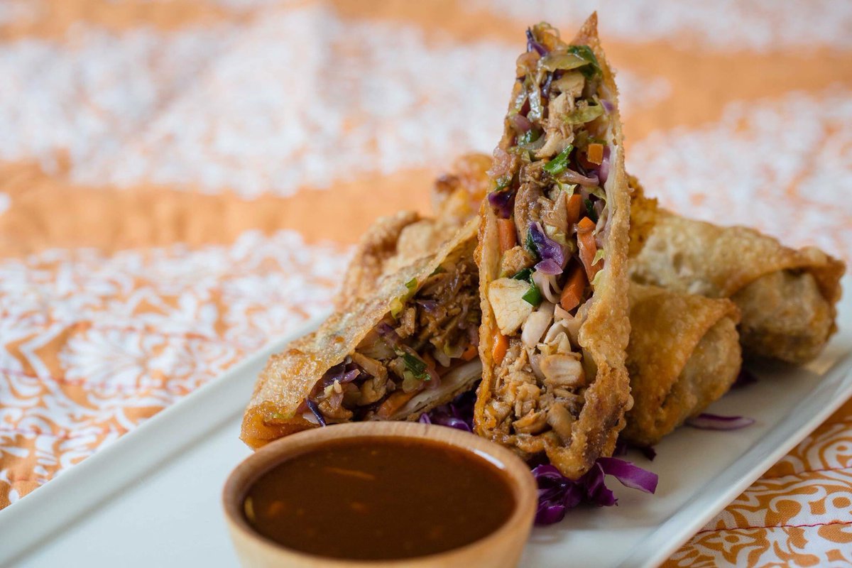 JayDucoteTravel's tweet image. BBQ Chicken Egg Roll? Yep! Check out some of our best @HugJayD recipes at hugjayd.com!