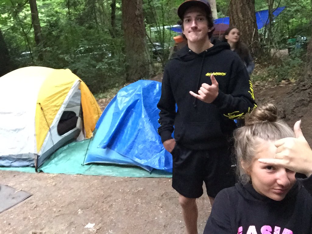 AustinCabral15's tweet photo. Happy bday cuz https://t.co/hUTTPZvGXz