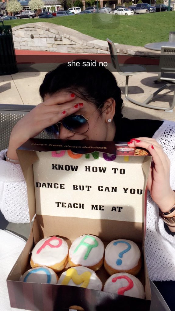 BHHSPromposals's tweet photo. Nothing better than a donut promposal!! We will be shocked if Rakhel and Anthony donut have a blast at prom! 🍩🍩🍩😋 https://t.co/Lr82xifLmz