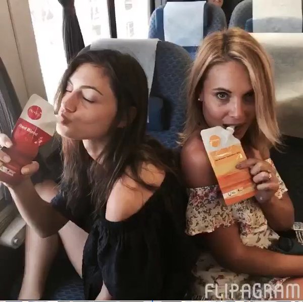 Divine_ontrack's tweet photo. BRING BACK LEAH FOR THIS โคโค
@1PhoebeJTonkin and @leahmariepipes friendships
#TheOriginals #BringbackCami https://t.co/c91fdrf0Bv