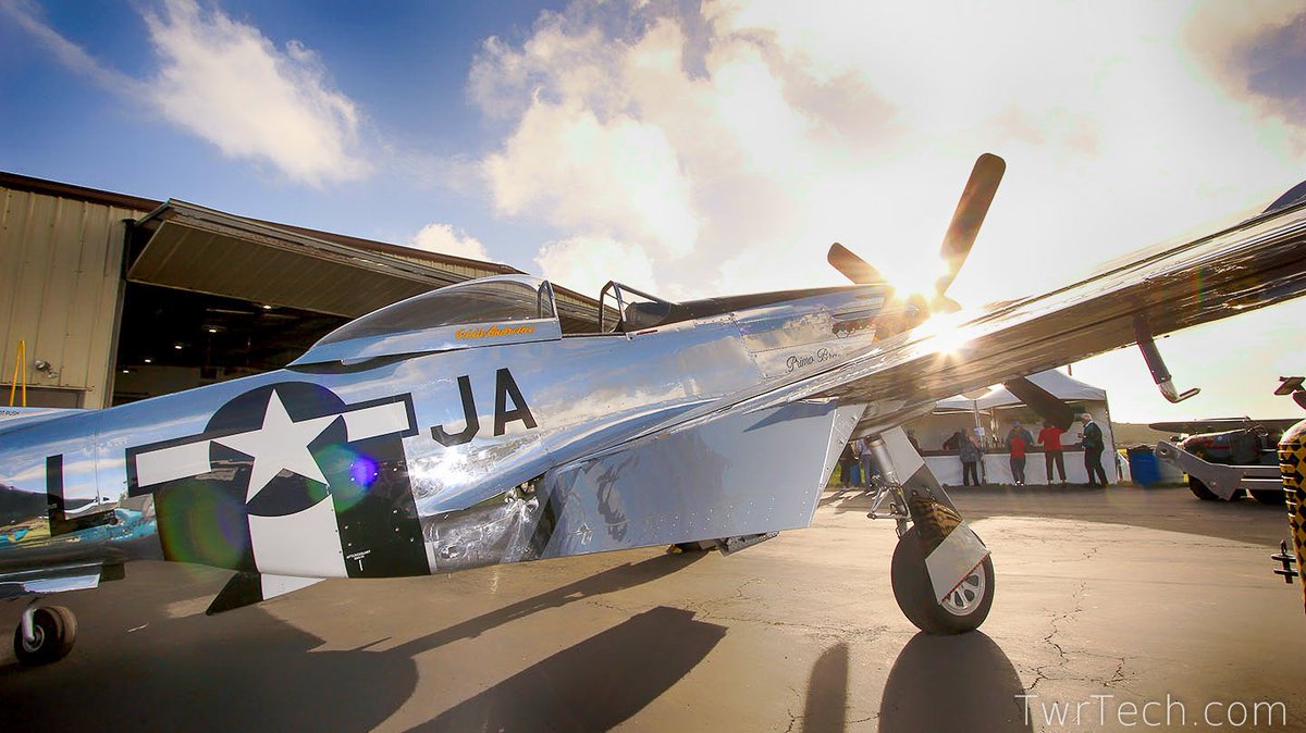 Towertech2's tweet photo. #halfmoonbay #airshow Some more pictures from this amazing show. Thank you everyone! https://t.co/mxYqwOrLHh