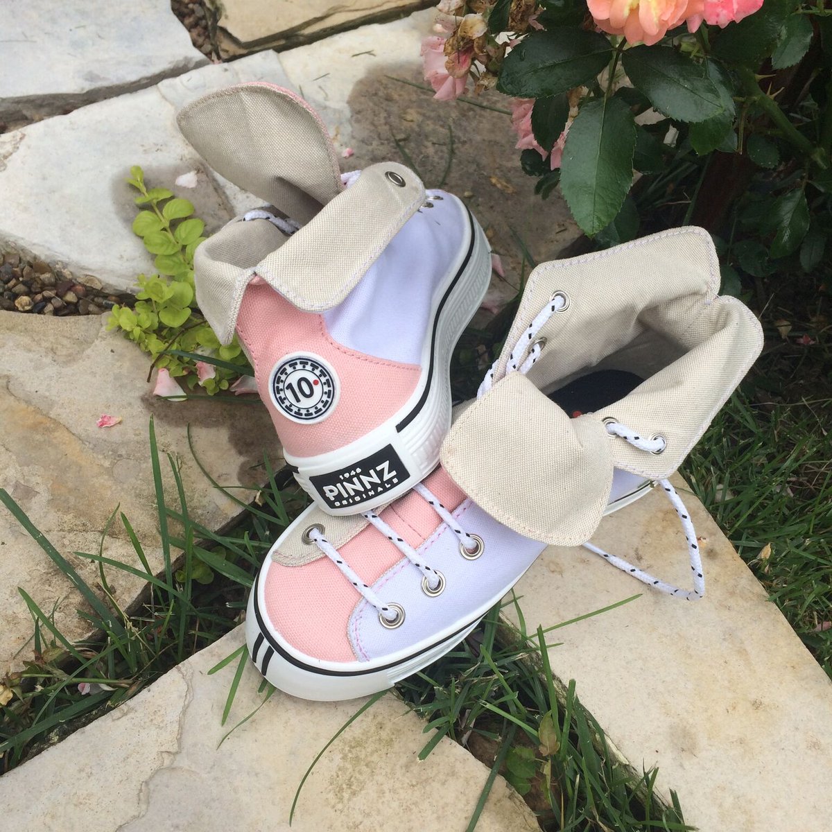 PINNZoriginals's tweet photo. Pretty in Pink or Gorgeous in Green ! #Pinnz #AnyWayYouWantThem #BeYourself #CelebrateDifferent https://t.co/U7PNyDBYR3
