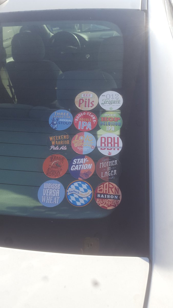 Helters_kilter's tweet photo. Confirmed the exisitance of more craft drinkers in a town of that prefers "beer" from a blue box. @karbachbrewing https://t.co/cs3xD3a3Mp