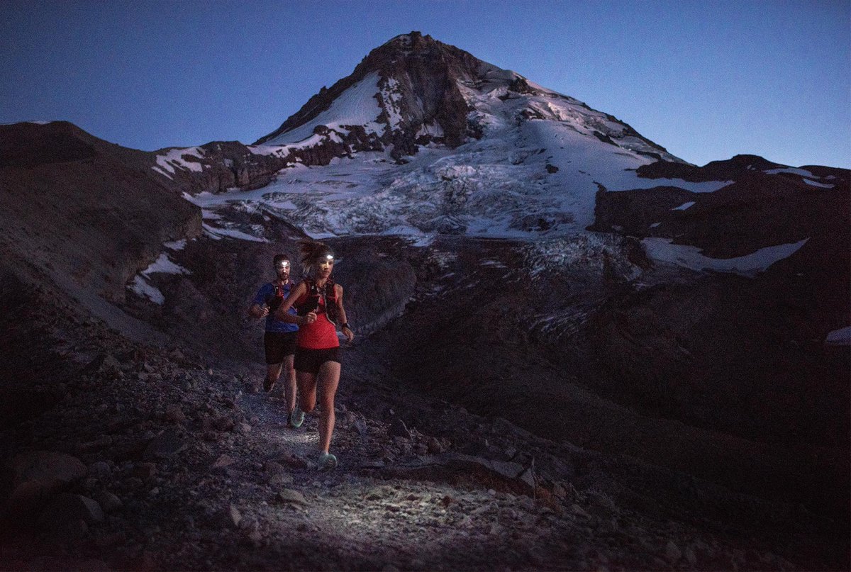 buckstudiopdx's tweet photo. Night running on Mt. Hood... #workoutinspiration 📷 @isaaclkoval https://t.co/nBf8DYdOko