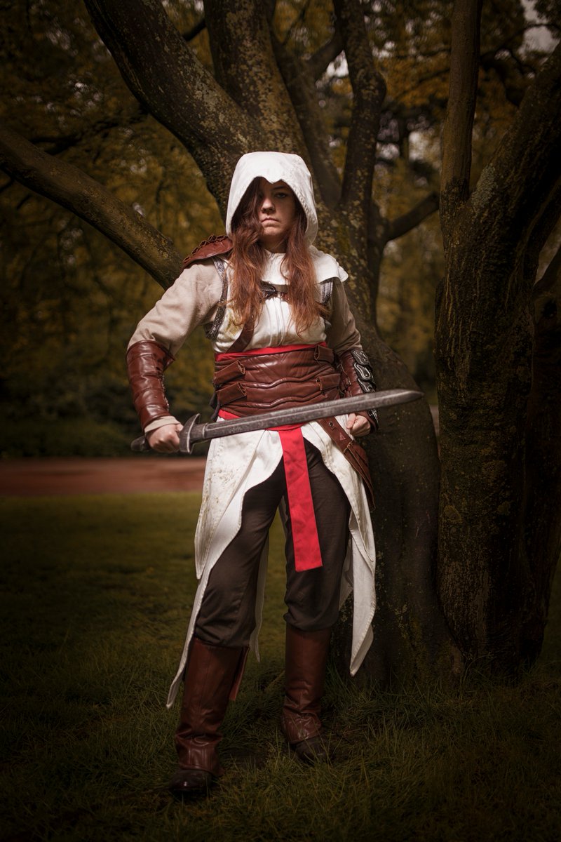 Hier mal ein Bild vom Shooting mit Fotograf-13 bei der Dokomi ♥

#AssassinsCreed <a href="/UbisoftDE/">UbisoftDE</a> <a href="/ubi_austria/">Ubisoft Austria</a>