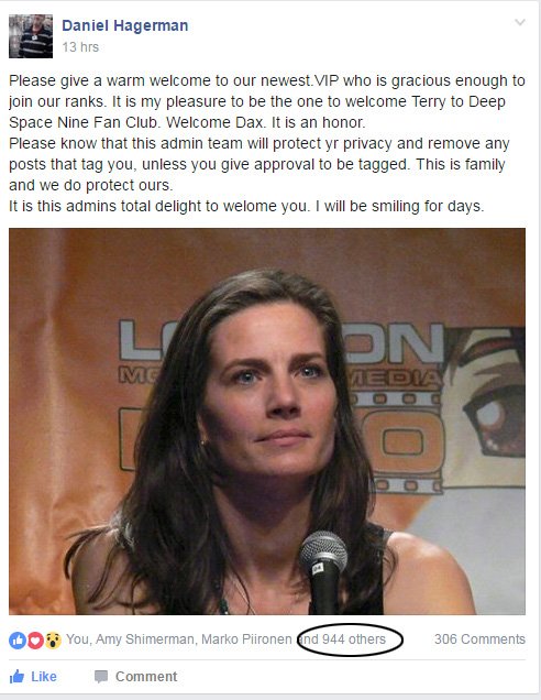 Ds9Club's tweet photo. @4TerryFarrell Your popularity knows no bounds in the DS9 Fan Club https://t.co/uqncKKQJJX