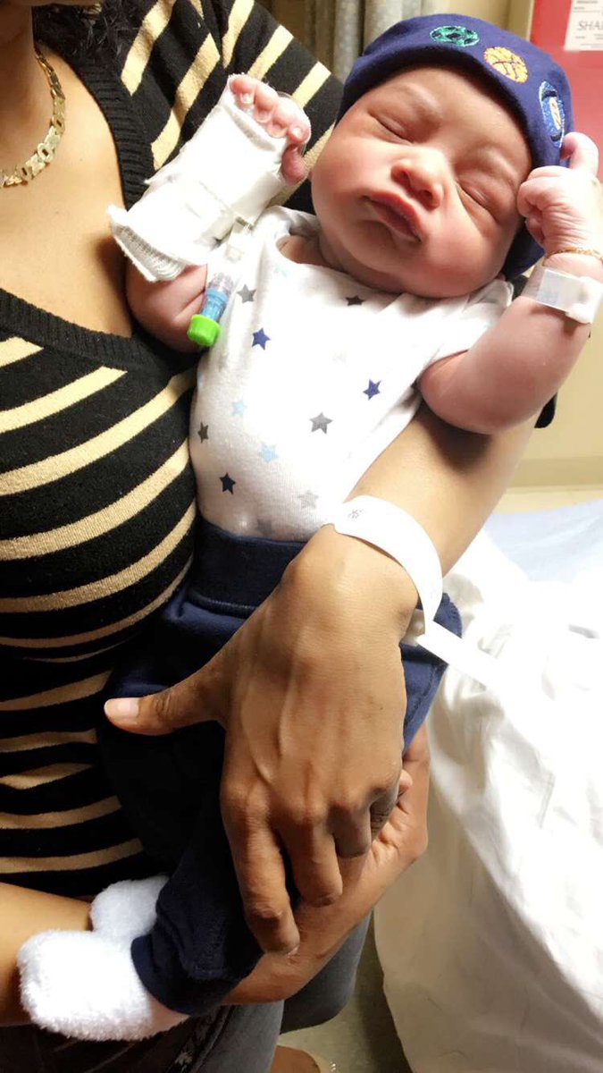 sfvxo_'s tweet photo. I love you with everything in me baby 💙💙 https://t.co/0gePZfsWsh