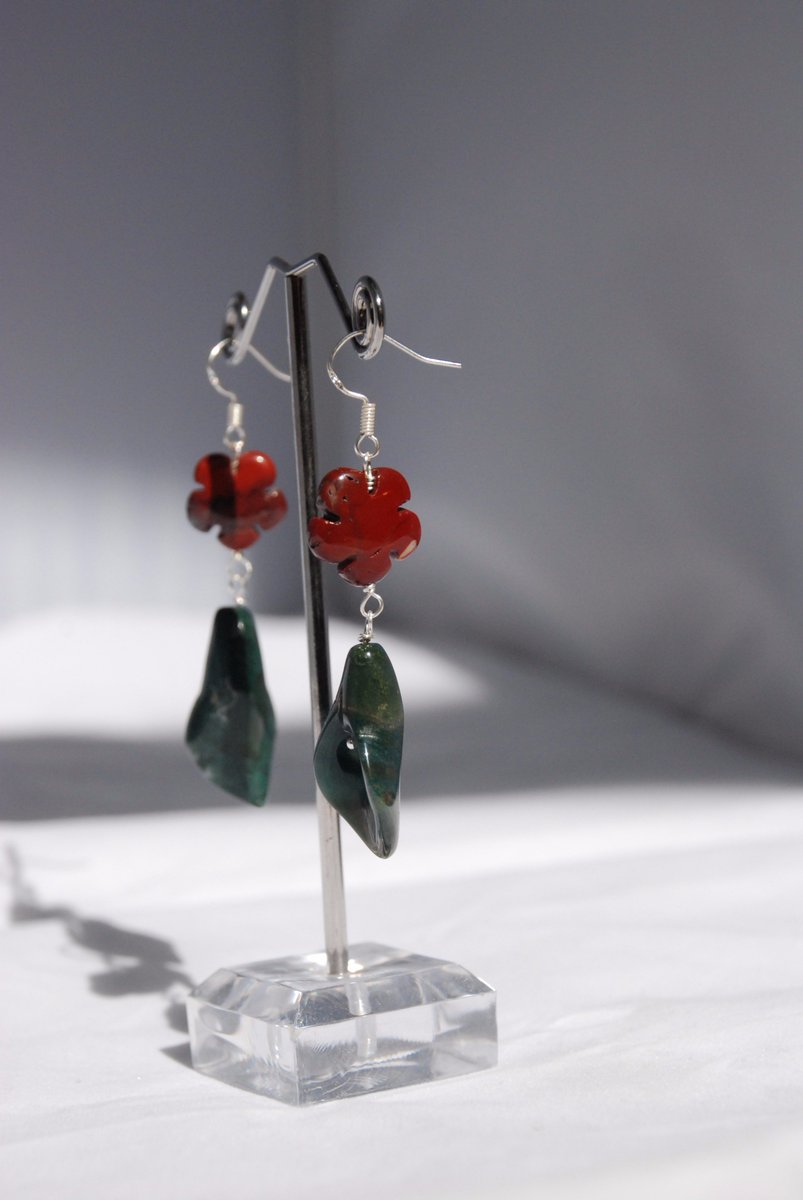 atouchofgemsj's tweet photo. mookite &amp; agate floral earrings #jewlery #fashionblogger #style #jewellery #fashion #Gemstone #bohostyle #trends https://t.co/wqWcdnGlET