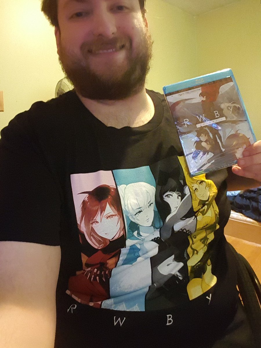 OfficialDStarr's tweet photo. @RoosterTeeth Today was a good day! #RWBY3 #RWBYHotTopic https://t.co/5FVuLAJx6u