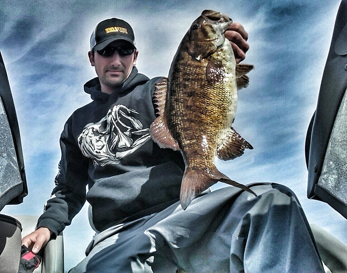 KevKingFishing's tweet photo. What a day exploring new water. #alldaylong #zone10 @FishingAlgoma @TUFLineOfficial @bayoubugjigs @Denali_Rods #bass https://t.co/jlYrxagwm6