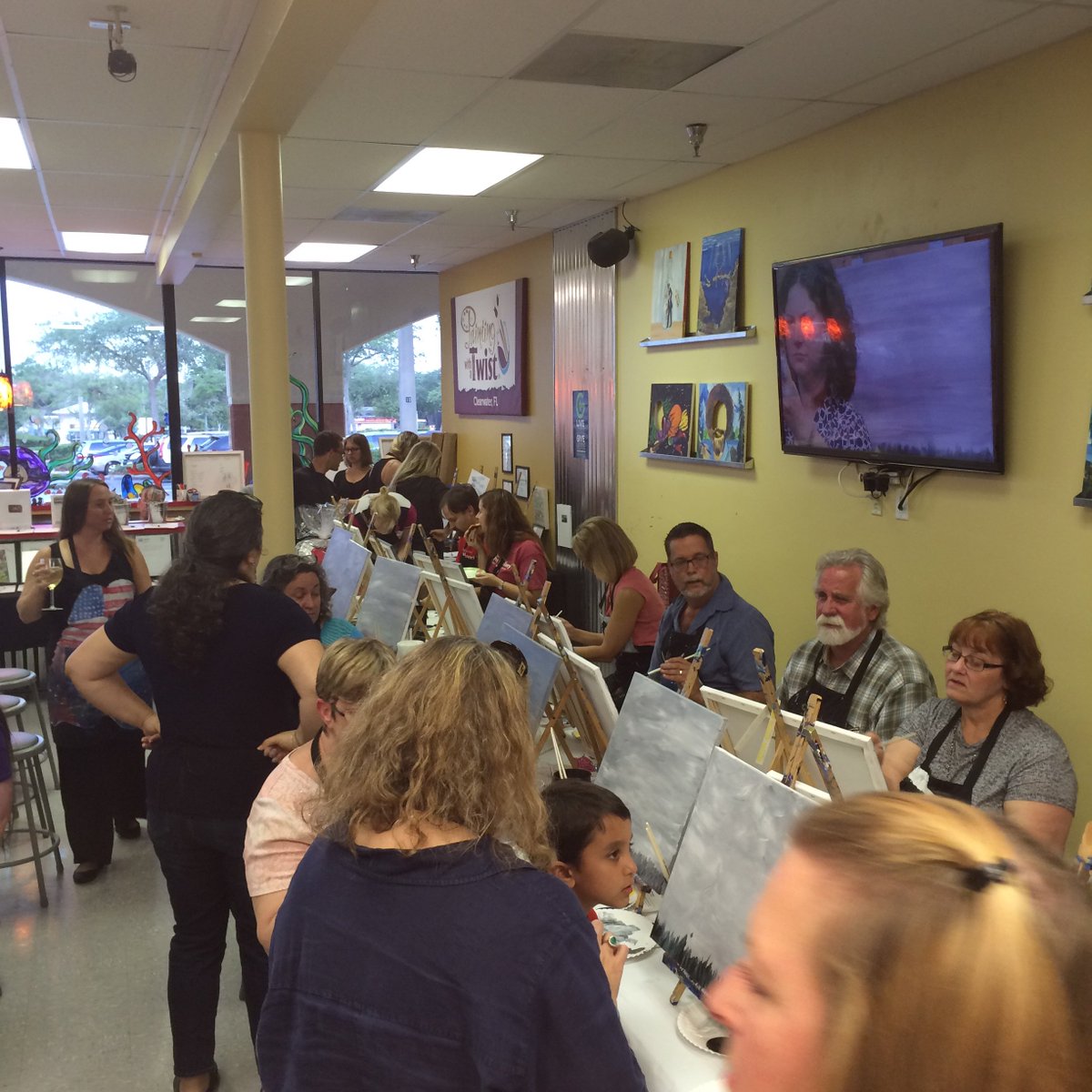 Adoption_Friend's tweet image. Having so much fun at #GiveDayTampaBay Painting with a Twist!