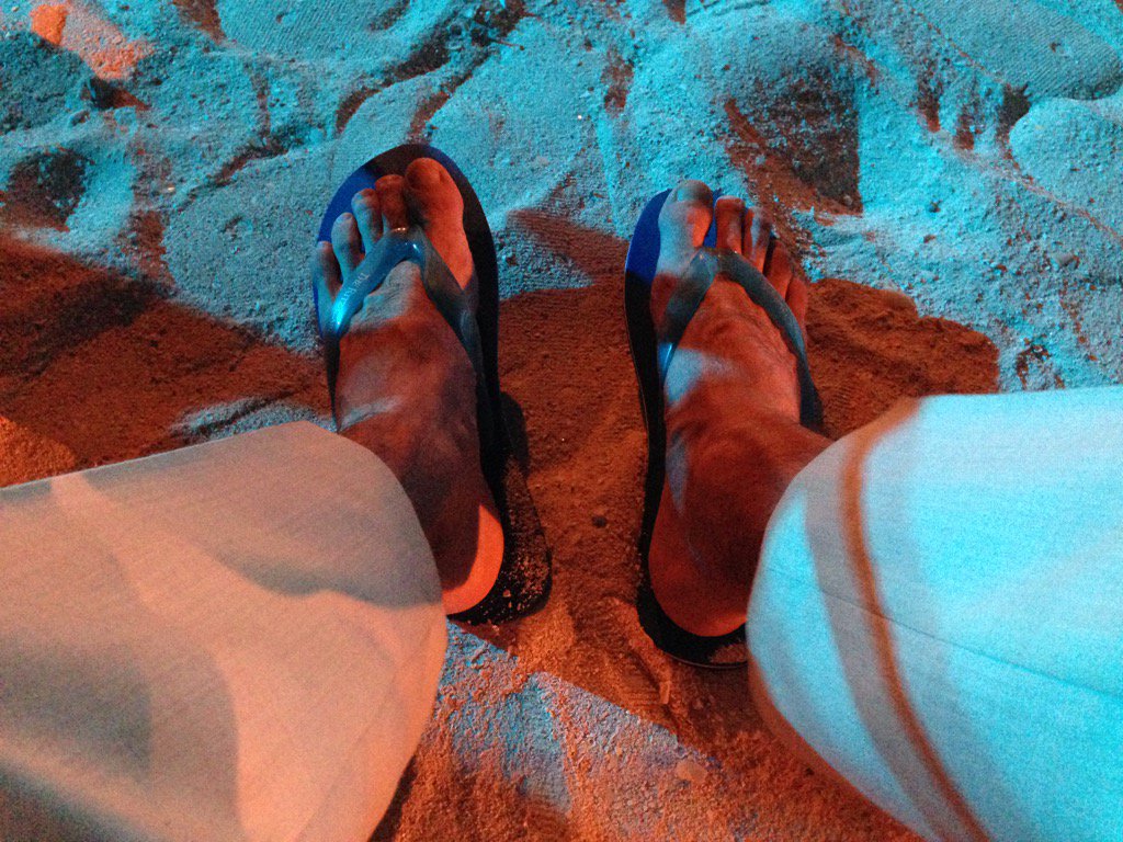 PerfectOrlando's tweet photo. Foot selfie at Ritz-Carlton #RCMemories #Aruba https://t.co/TwvA3fEU67