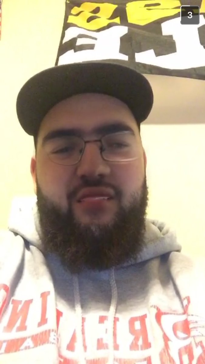 DJaillet95's tweet photo. @jking7171 tries to be like me, but there is only one Danny J. #imakeyoulookgood https://t.co/KZ0XOhYXRM