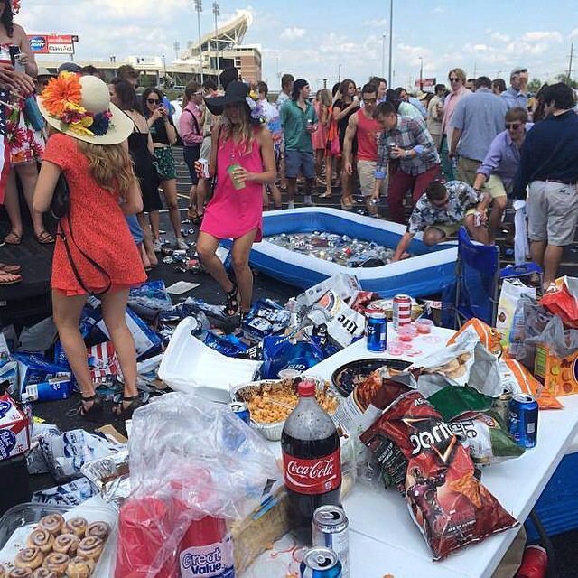terrymeiners's tweet photo. Best Derby Party? The parking lots around #PJCS. Fun. Fabulous. Free (after parking). #HappyDerby #KentuckyDerby https://t.co/cc5LZf5l17