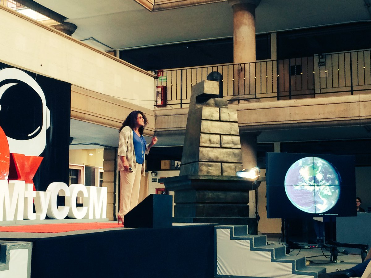 Tec_CCM's tweet photo. "No puede haber vida donde la materia no logra organizarse". —Antígona Segura durante @TEDxTecdeMtyCCM https://t.co/liKu8SPjeo