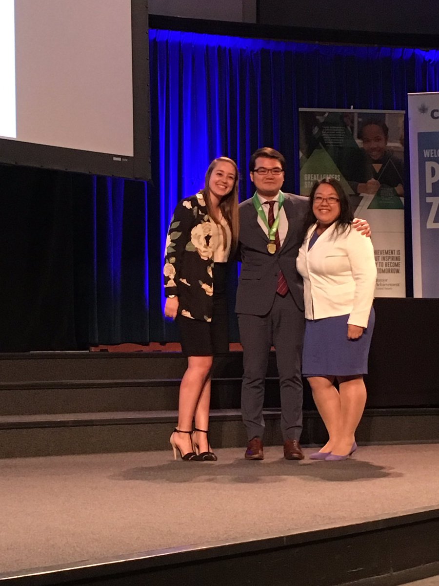 JACO_CP's tweet photo. Advisor of the Year Award goes to Sean Thongchan of @CompassJA ! #JAVentureON https://t.co/evMO8JL8zu