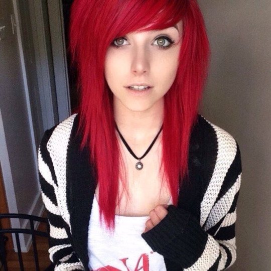 thcrunaways's tweet image. Bring color to my skies ☁️