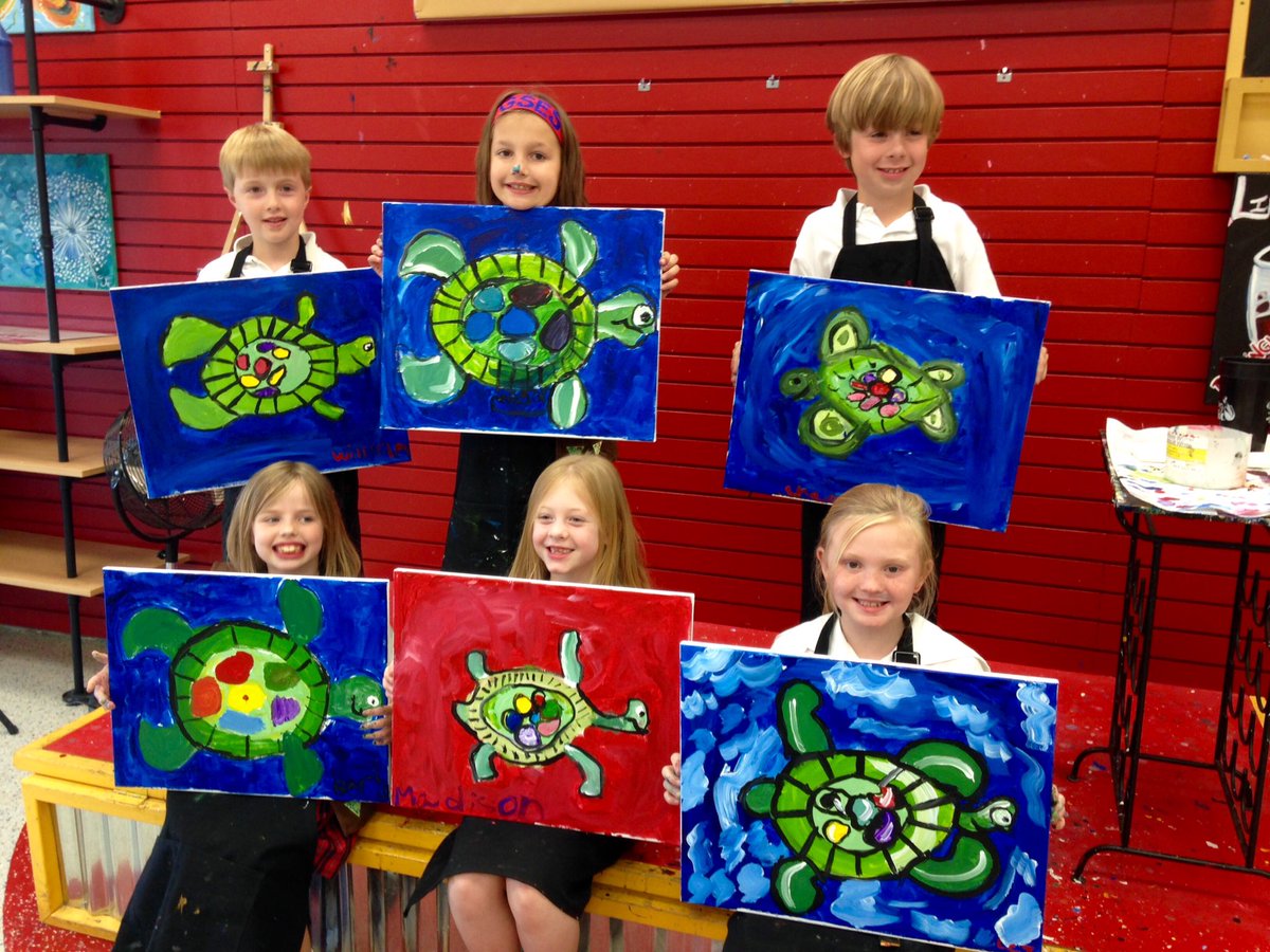 cholzman_gses's tweet photo. Had the best time painting tonight with the 2nd grade auction winners! @gsesdallas https://t.co/JEXnCt22eV