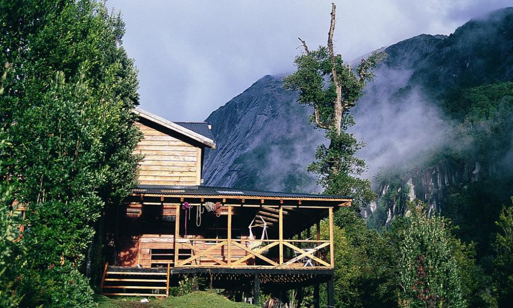 Tripeffectravel's tweet image. 10 of the best hostels and lodges … that you have to hike to - tripeffect.com/10-best-hostel…
