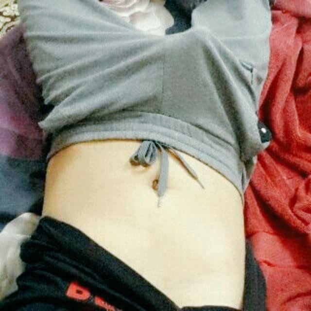 نايم الحب بس مقوم شو سوي