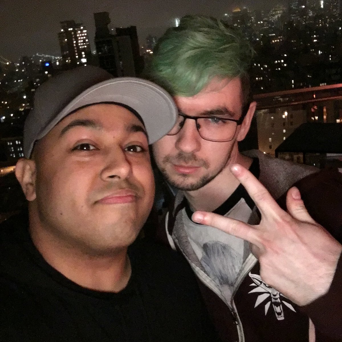 DashieXP's tweet photo. These fools nice as fuck too https://t.co/FjpsnViYOv