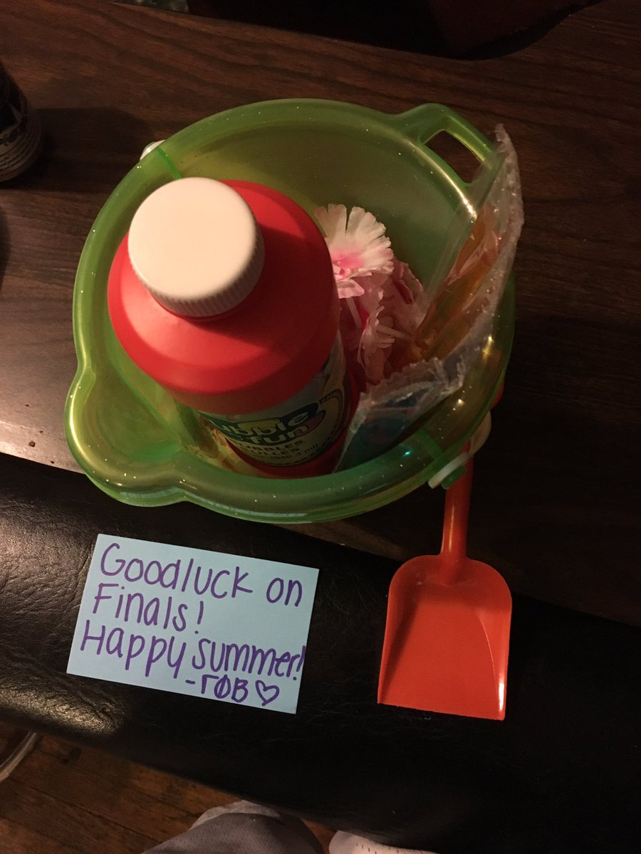 Can't wait to make use of these bubbles after exams! Thank you @RU_GPHIB ! Good luck on finals 📚📖➡️ ☀️🌊