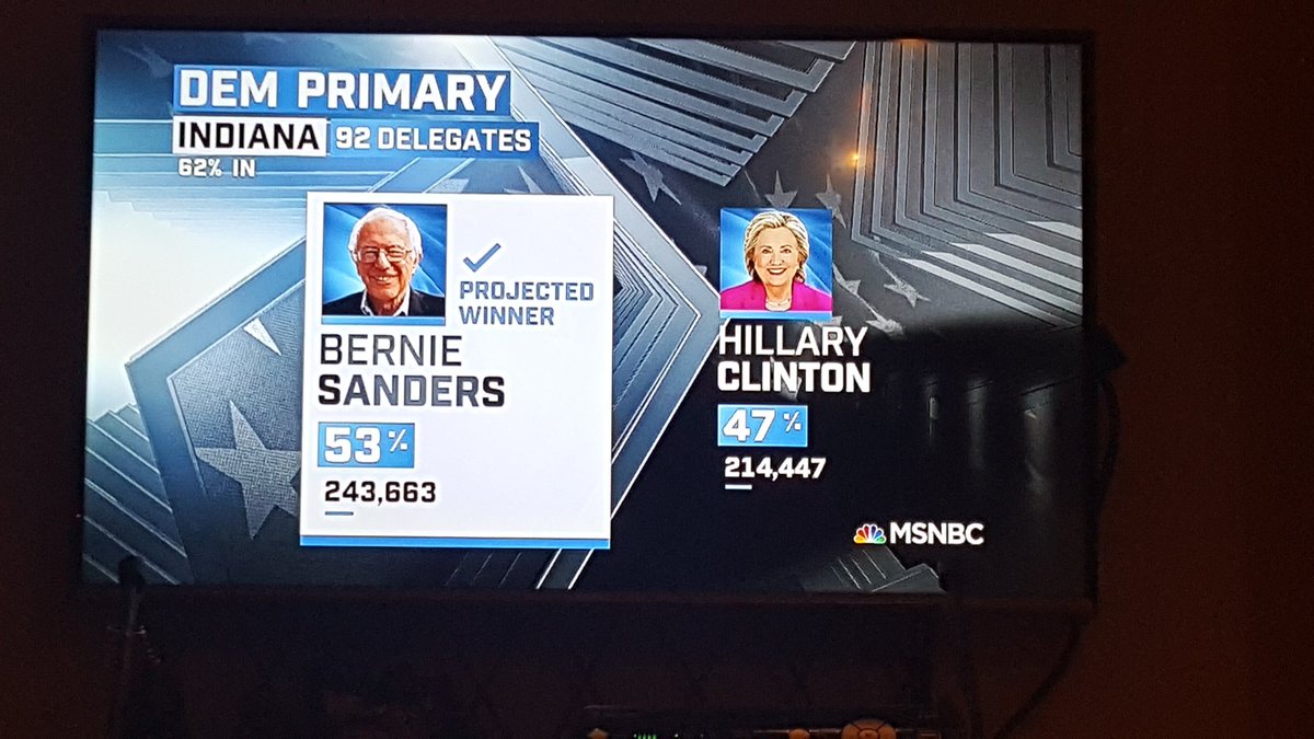 SaphireAmosAndy's tweet photo. Thx #Indiana4Bernie Fonebank til ears died #FeelTheBern #women4bernie #StillSanders #BernieOrBust #blackwomen4bernie https://t.co/4461KMJLHH