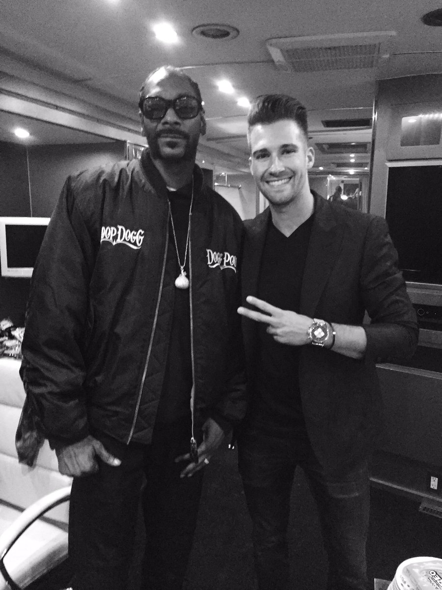 jamesmaslow's tweet image. great hanging with the homie @snoopdogg in NYC