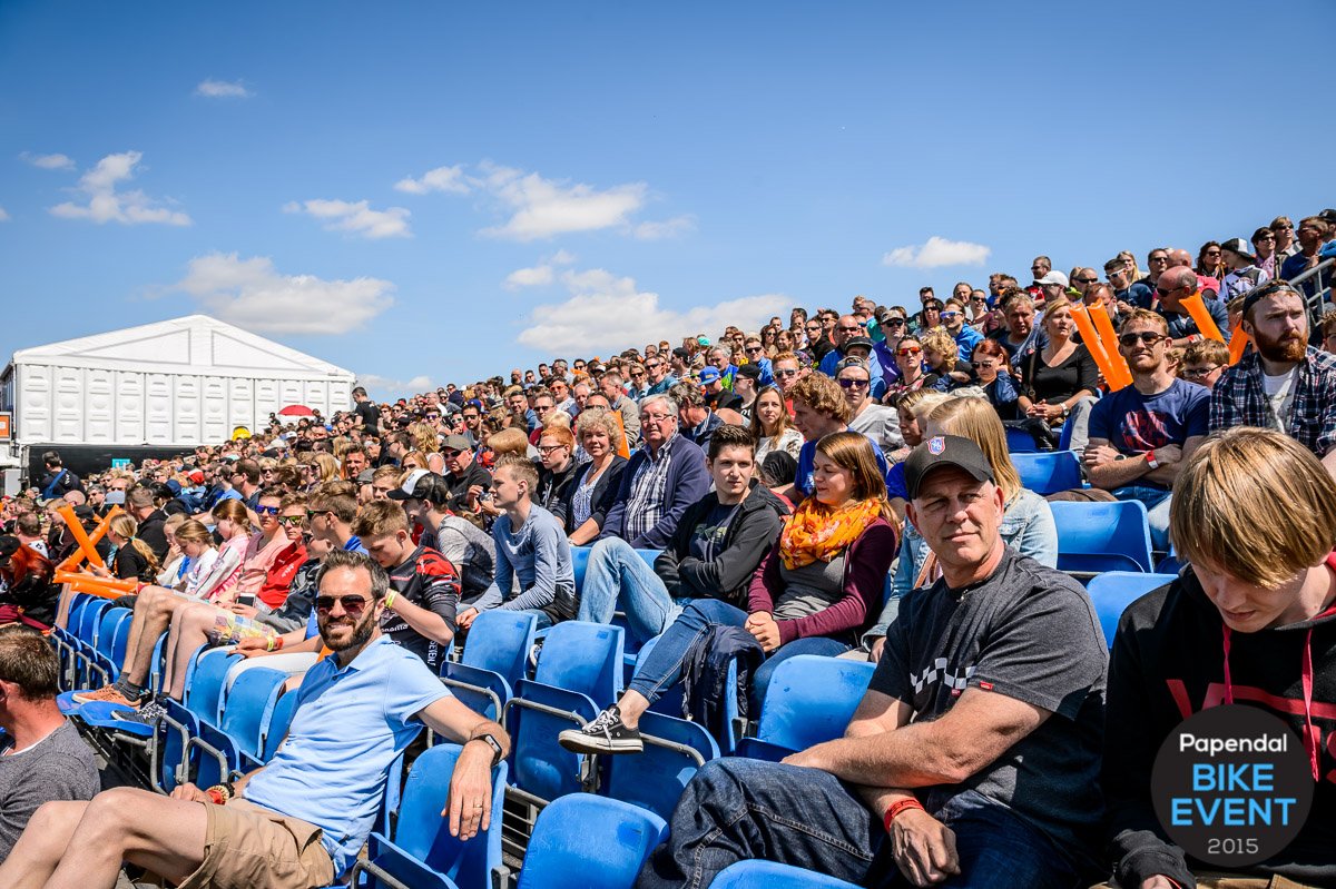 ORGCON's tweet photo. Weersverwachtingn komend weekend is zon dus bestel nog snel je tickets voor @UCIBMX @BMXHOLLAND https://t.co/A7d1Q1FzHv