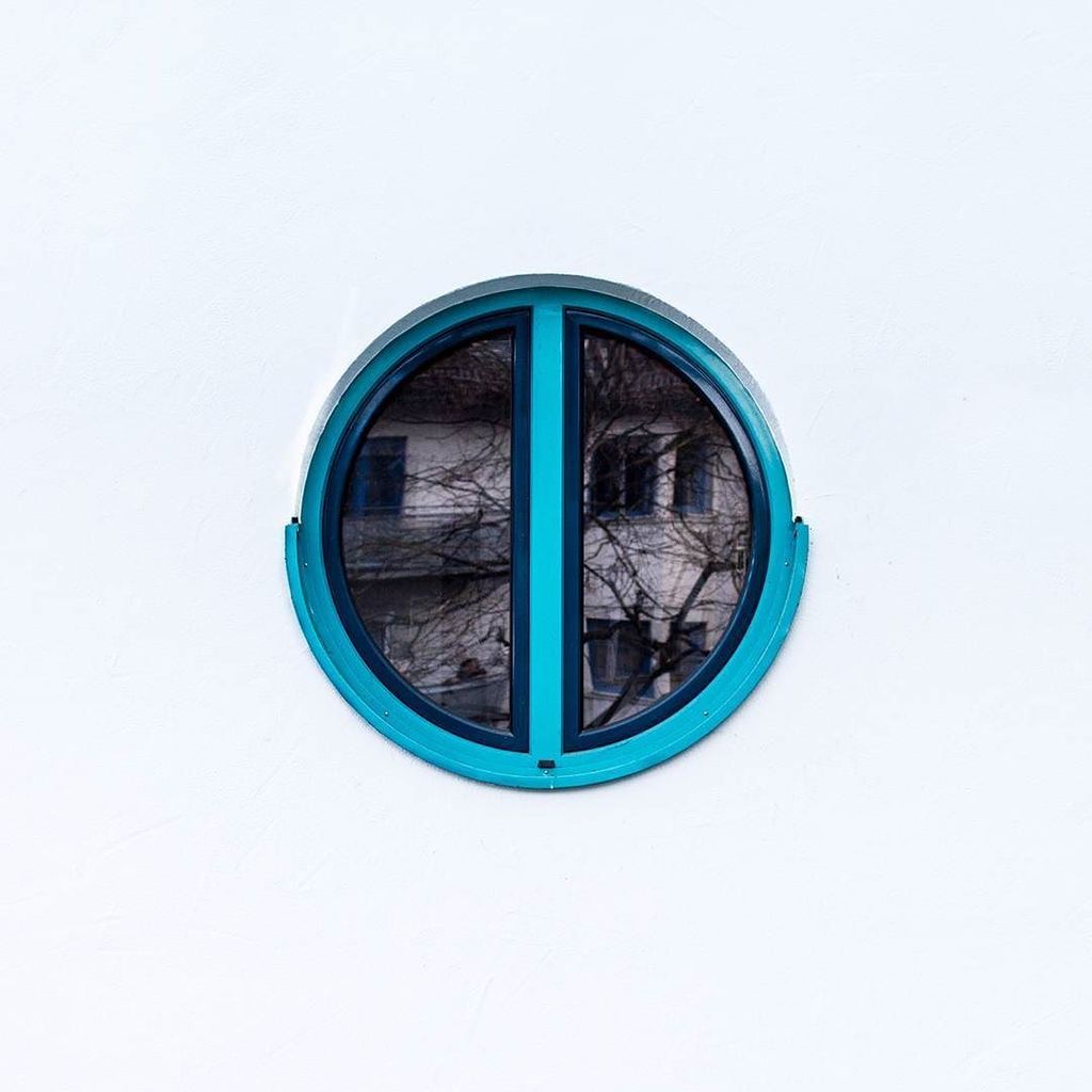 zimmer303's tweet photo. #dailywindow "EinAusblick" 2/16
Niclas Adame-Fohlmeister 
#zimmer303 #photography #streetp… https://t.co/yF3peJyMjD https://t.co/OJK1jGGvAg