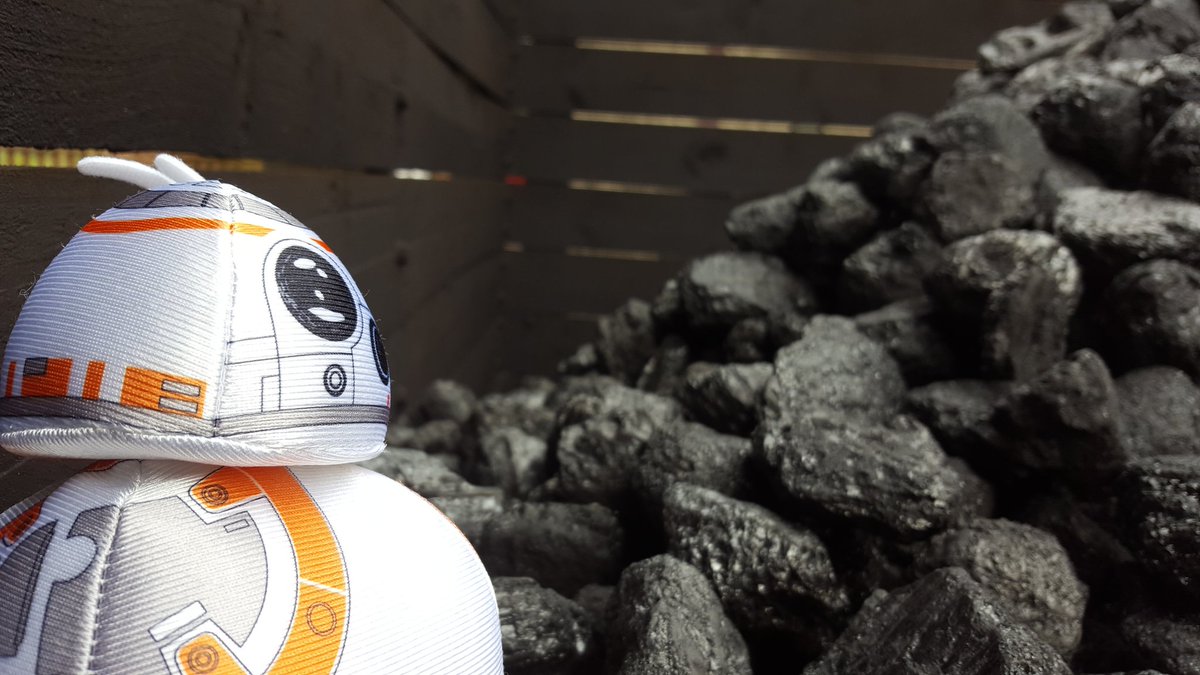 PerrygroveRail's tweet photo. Happy #MayThe4thBeWithYou day! #bb8 is enjoying the early start to light the engines fire in the stunning #deanwye https://t.co/1yDjZtvbTp