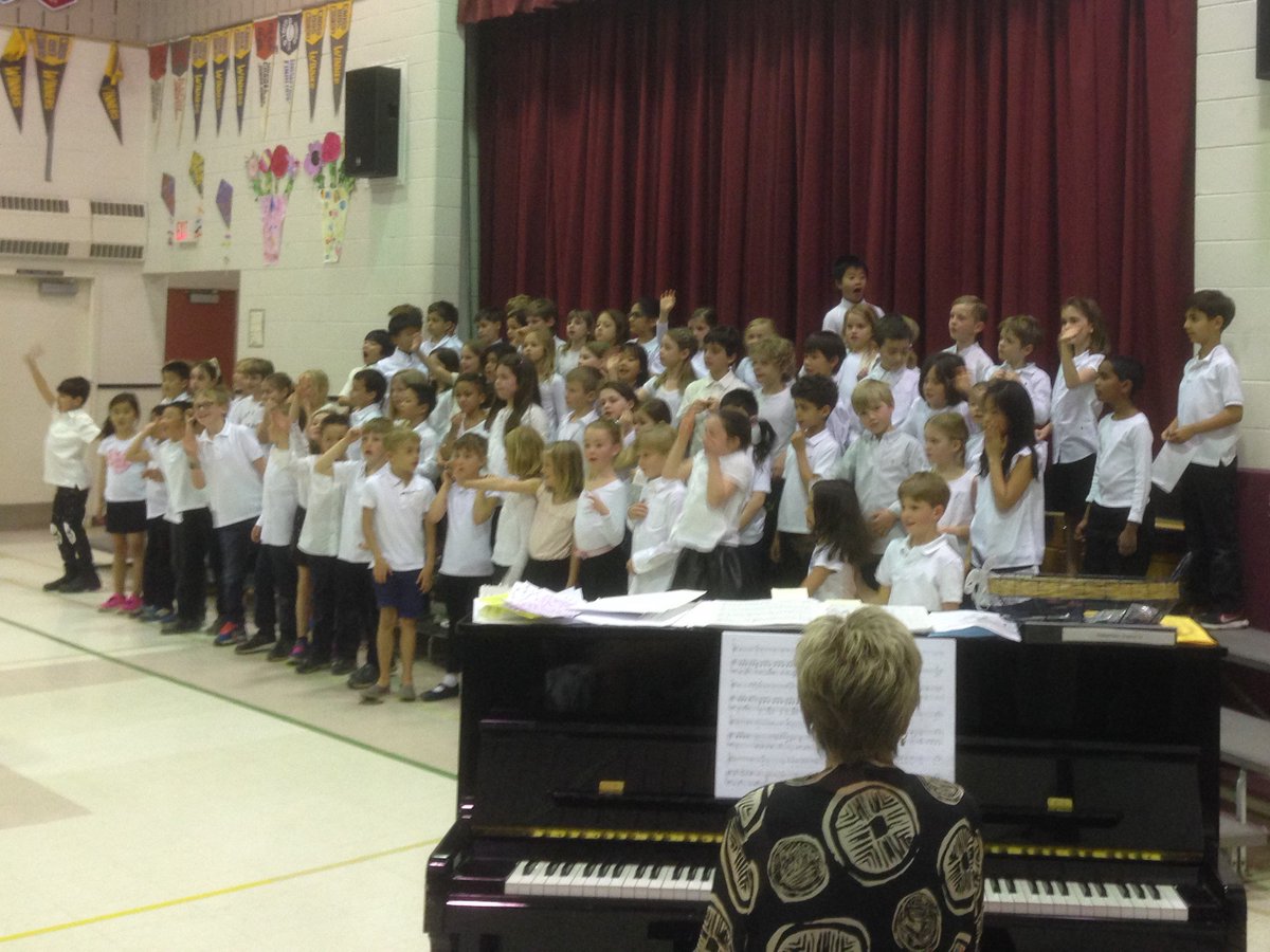 walofvancouver's tweet photo. @TDSB_JRR Amazing voices! https://t.co/o4uJnyN1ew