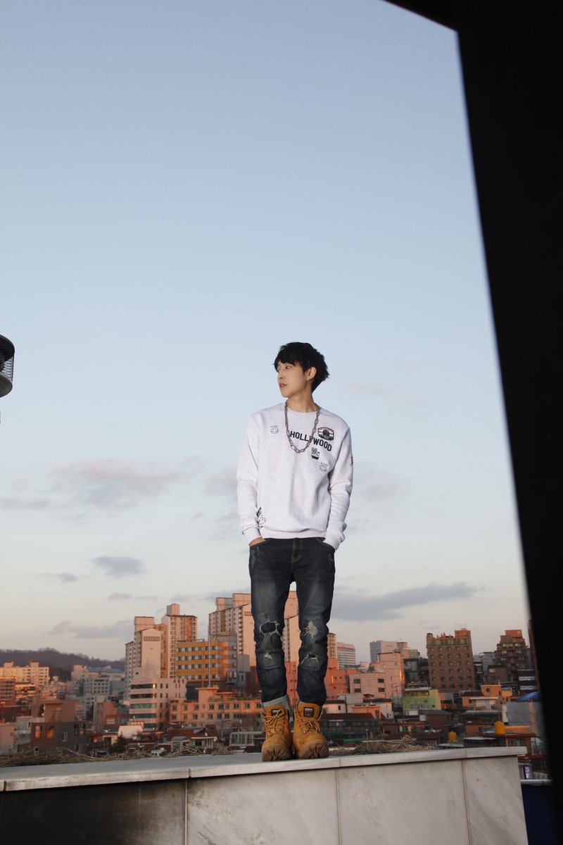 [#직재스퍼] 잠시후인 낮 12시 #Zick_Jasper 의 새 싱글앨범 #PRIMETIME 의 음원과 뮤직비디오가 공개됩니다 <PRIMETIME (Feat.지구인)> 많은 기대 부탁드립니다🤘