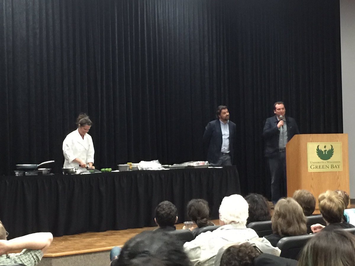 NonnLidia's tweet photo. Cultural Fusion Peruvian food history and Prof DeRivero from Lima @ #UWGB. Great event! https://t.co/IioyMd6iR0