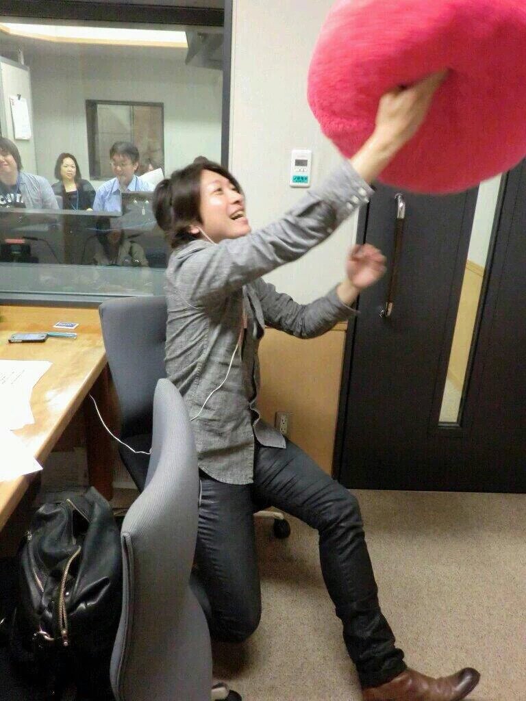 まよぽん 小野d誕生日おめでとう いくら気持ち悪いって言われてても いくら汗かきでもひっくるめて愛してる 笑 ずっと応援しています 小野大輔生誕祭16 小野君気持ち悪いは最高の褒め言葉だと思う