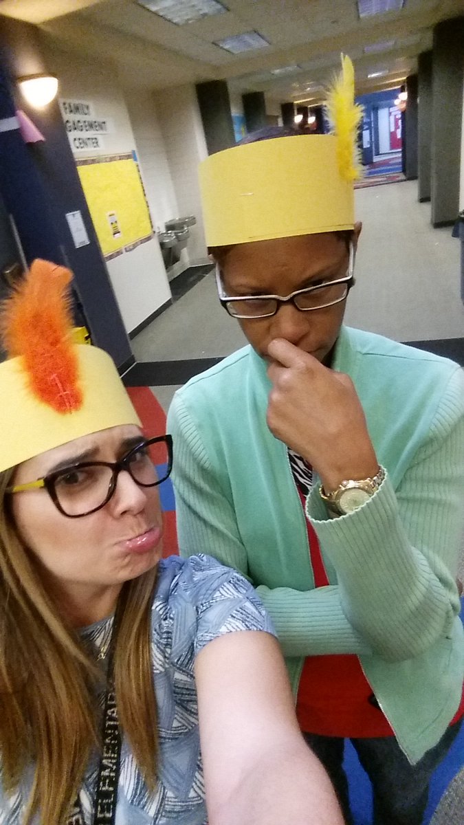 MrsRodClass's tweet photo. Miss. Frank and I wanted to sing and dance with second grade in the #barnyardmoosical https://t.co/lf30oZldNc