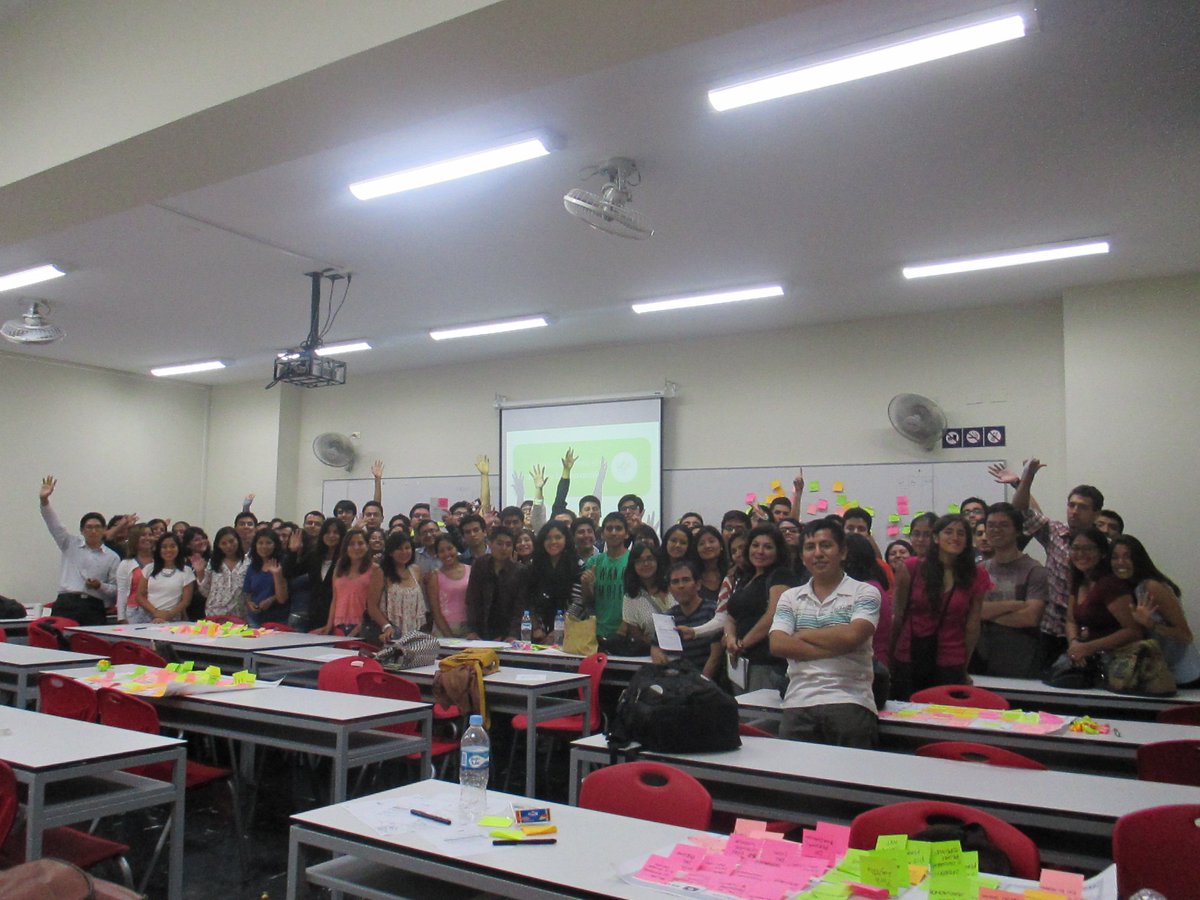 angeloremu's tweet photo. ¡Muy contento con la gran experiencia de facilitar el taller de #PMcanvas gracias a @tainlab ! #Democratizando :) https://t.co/g2eWKuyYCV