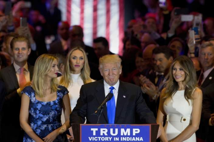 tamon_magic's tweet photo. ほぉ〜。。
RT @bbcnewsjapan: BBCニュース＜動画＞ - 【米大統領選2016】トランプ氏、共和党候補確実に　「アメリカをまた偉大にする」 https://t.co/cw4xToD4ky https://t.co/tvuPP3mdNy