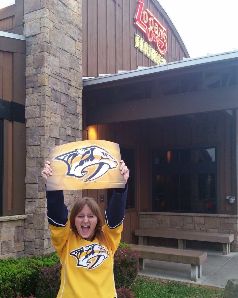 K_Dubs91's tweet photo. The only Predator around Smashville is the Predators! Pretty sure we eat Sharks! @logansroadhouse #loganspredspride https://t.co/akYbbBcqhe