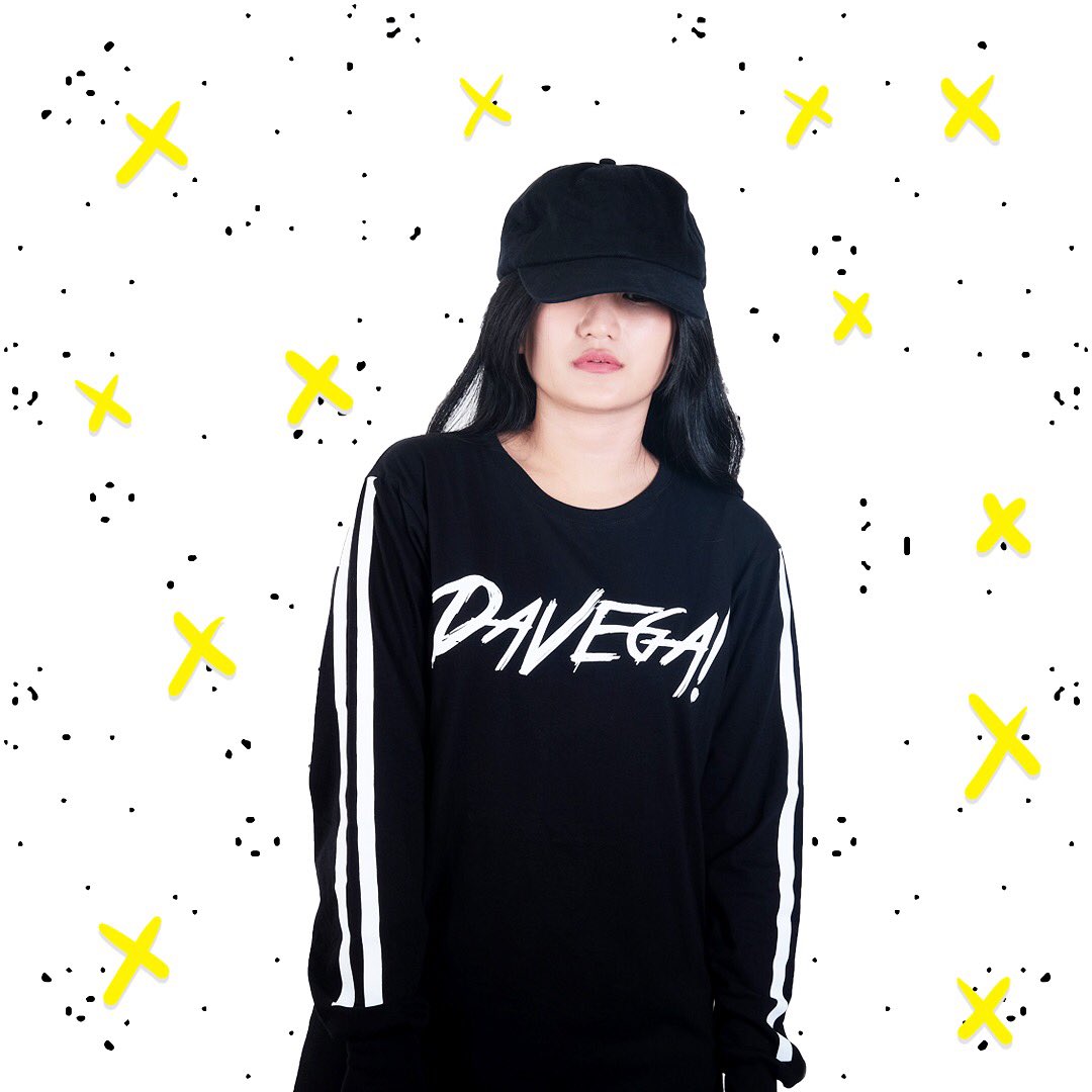 ⚡️ SKRILLEX LONGTEES ⚡️ IDR. 170K / S M L XL XXL / Available now at Jakcloth. Visit <a href="/queenbeerjeans/">QUEEN BEER JEANS</a> booth.