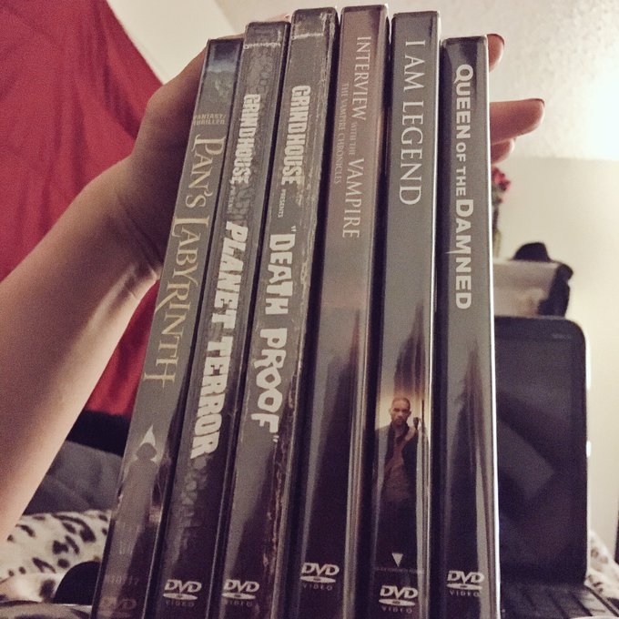 Added to my movie collection. Anyone have horror suggestions that I should get next? https://t.co/2l<a href="/tag/porn"class="tags"><span>#porn</span></a>