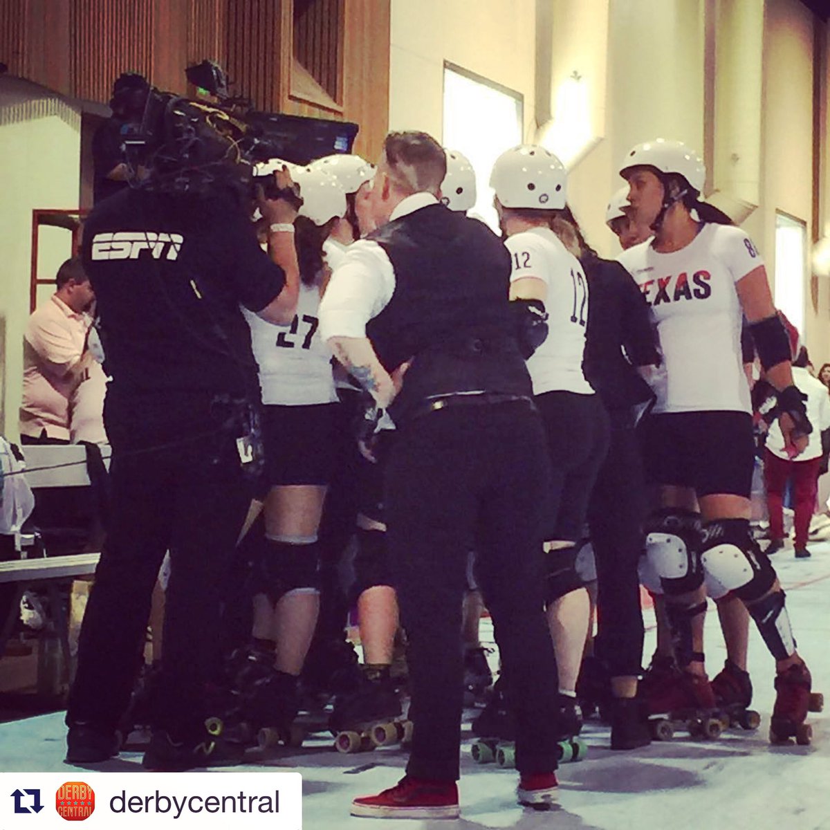 ecrg_thebigo's tweet photo. What an incredible adventure having @ESPN3 at our tournament this year!! #bigo2016 @CentralDerby #rollerderby https://t.co/5vNe9HxI2I
