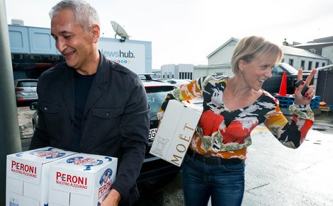 Elly_Strang's tweet photo. Hilary arriving at Newshub with booze to celebrate #markweldon leaving. This is why she's mother of the nation https://t.co/TJ78APESDM