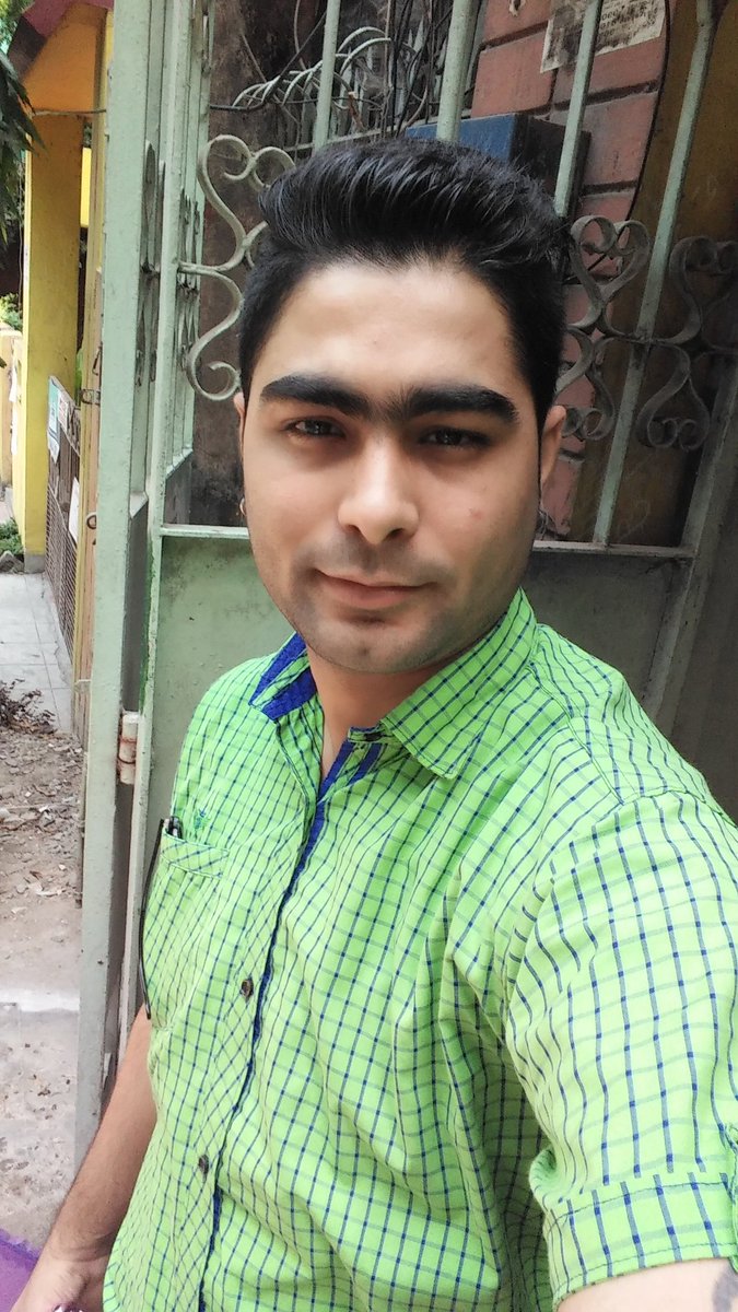 singh_toni's tweet photo. My dream is to fly..over a rainbow..so high..
Its a selfie time..😍😍😍😍😍 https://t.co/YejGGTIhyK
