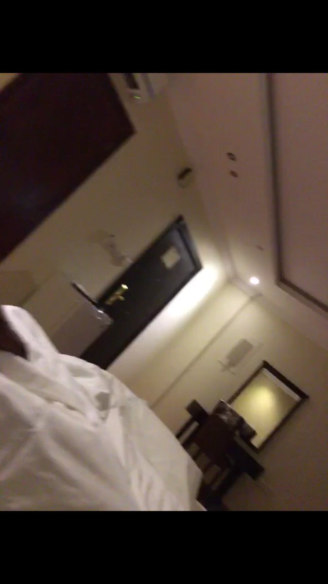 بالرياض وانتم بكيفكم برب نوووم😴