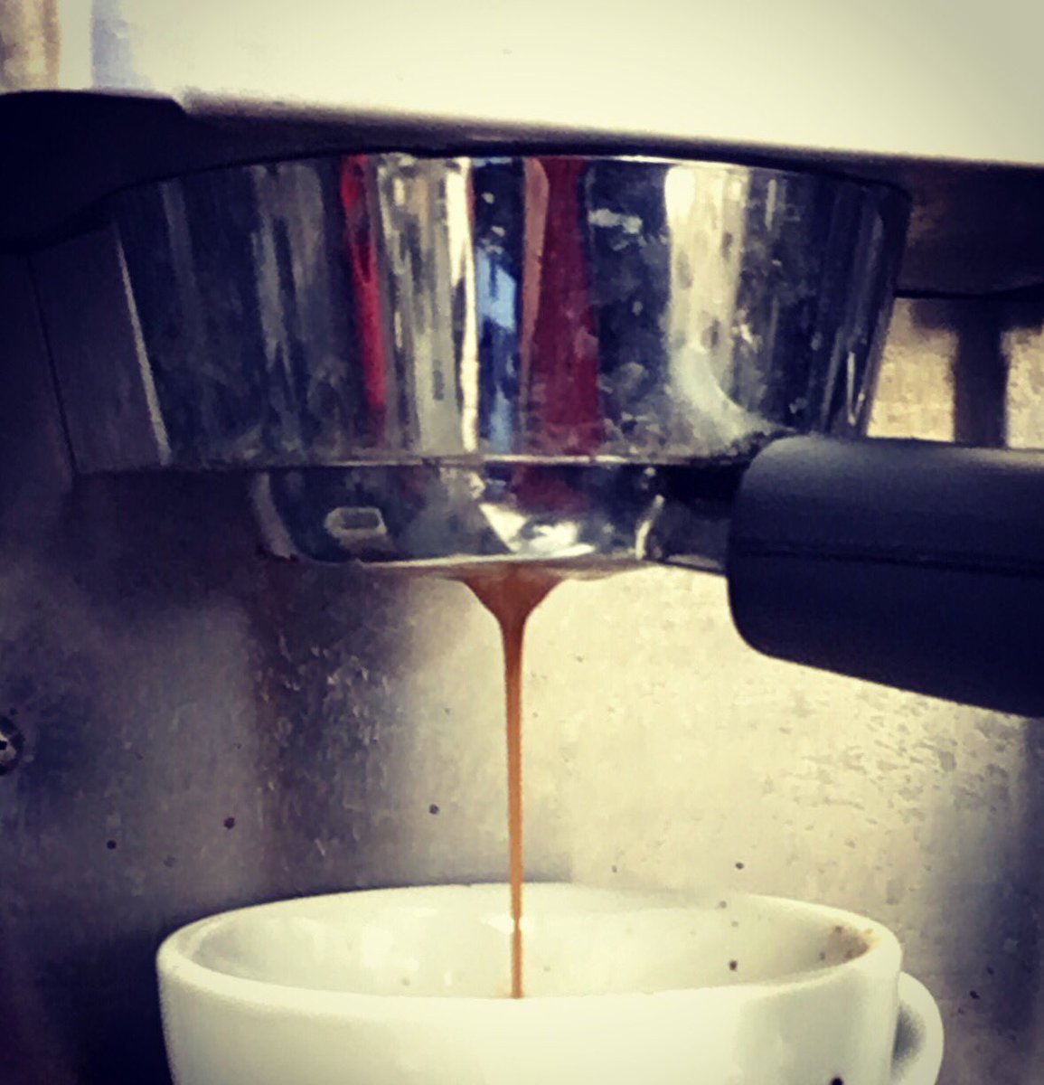 MeteAtature's tweet image. Your #coffee flow is #correlated to your #data flow, wonderful when they both are #smooth! #barista #physics ✨☕️🚀