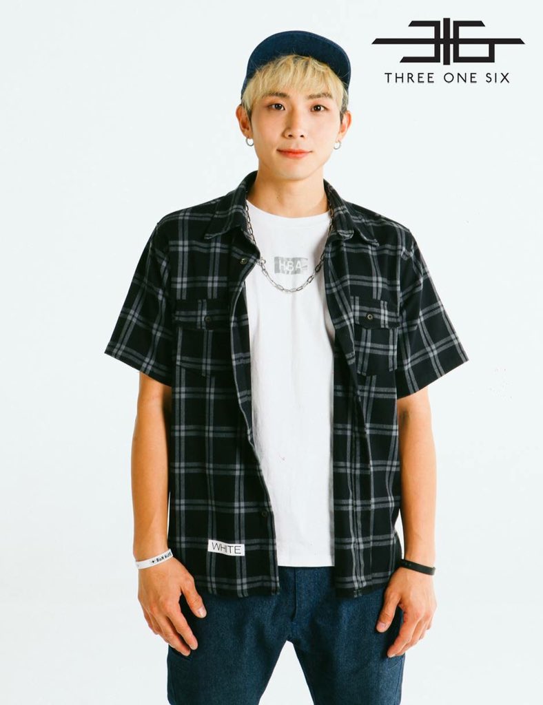 itmmoon's tweet photo. โอโห ถ่ายอปนี่ออกมาซะแบ���วแลดูหน้าเด็กมาก #dseven #316threeonesix https://t.co/jVAmVnGQK8